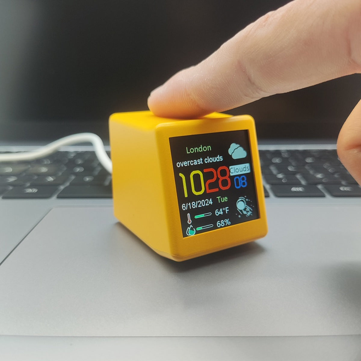 WiFi Weather Station Desktop Clock - Mini Smart Display Temperature Humidity Atmospheric Pressure Wind Speed GIF Animation