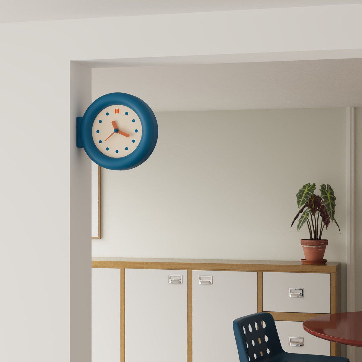 Double-Sided Round Clock