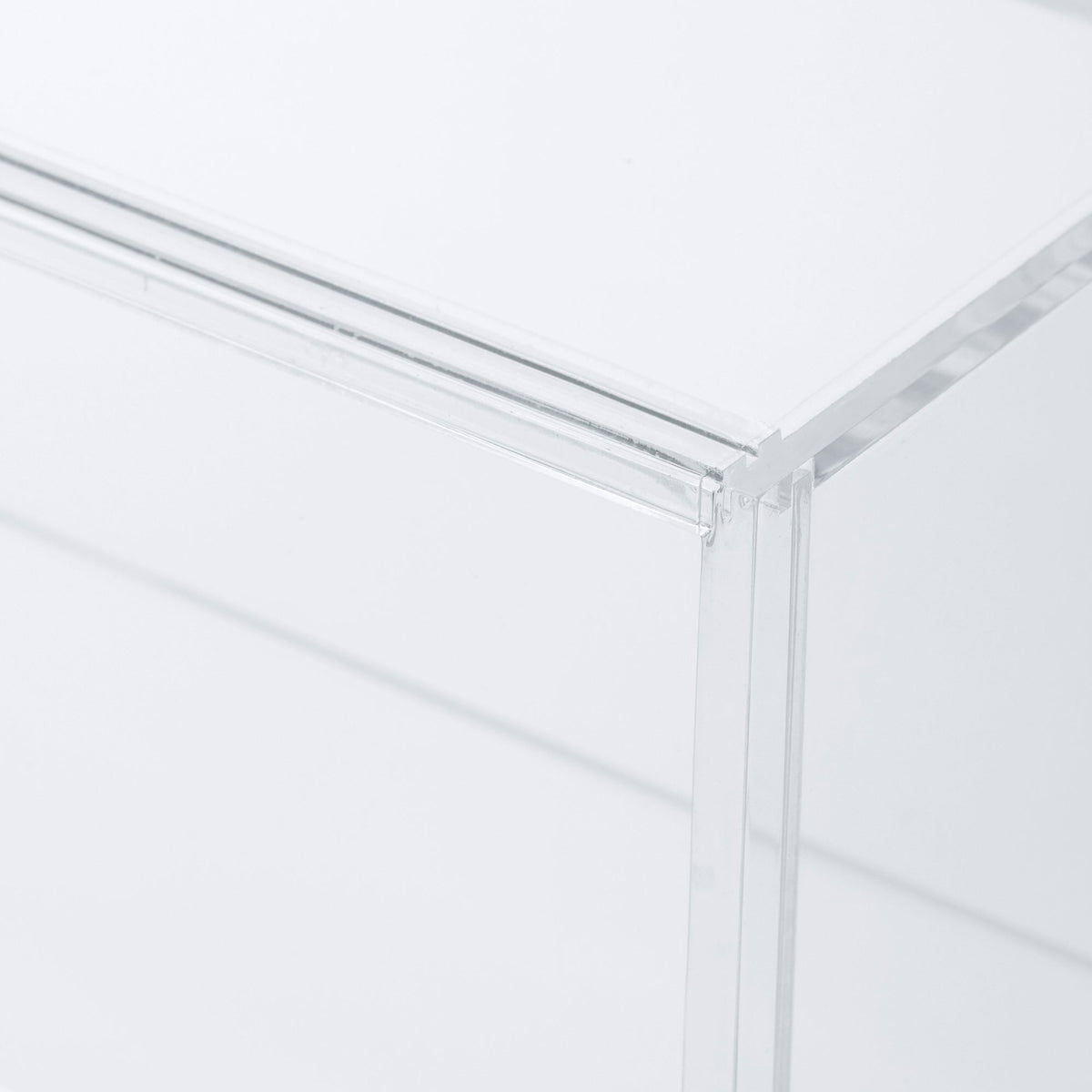 Acrylic Display Case (W9.9 x D3.3 x H7.2")