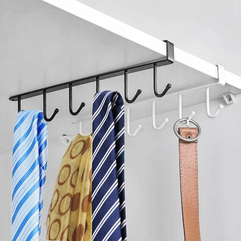 Space-Saving 6-Hook Organizer