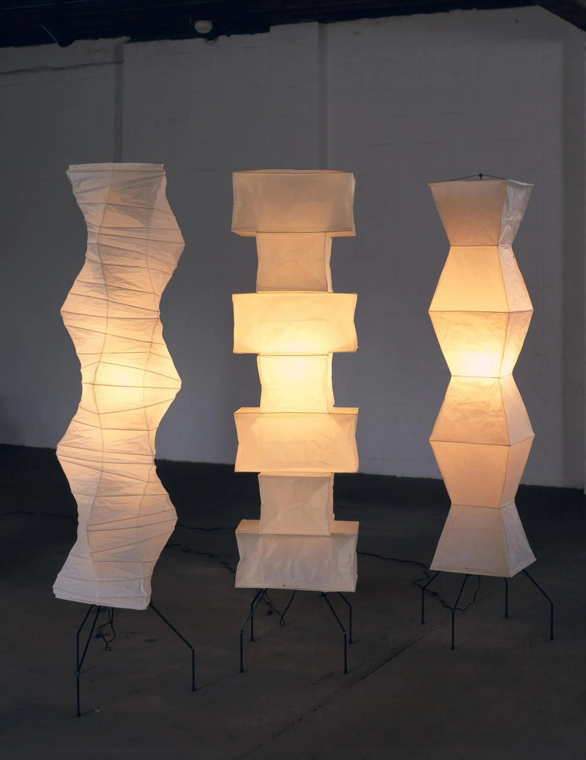 Akari 10A Rice Paper Floor Lamp, Japanese style, suitable for study, bedroom, and living spaces