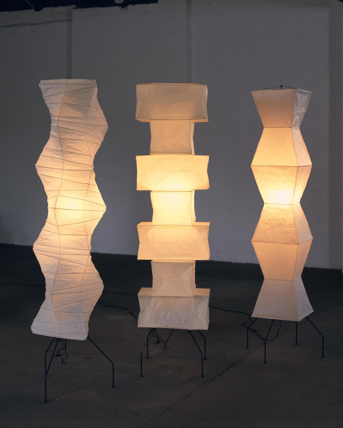 Akari 10A Rice Paper Floor Lamp, Japanese style, suitable for study, bedroom, and living spaces