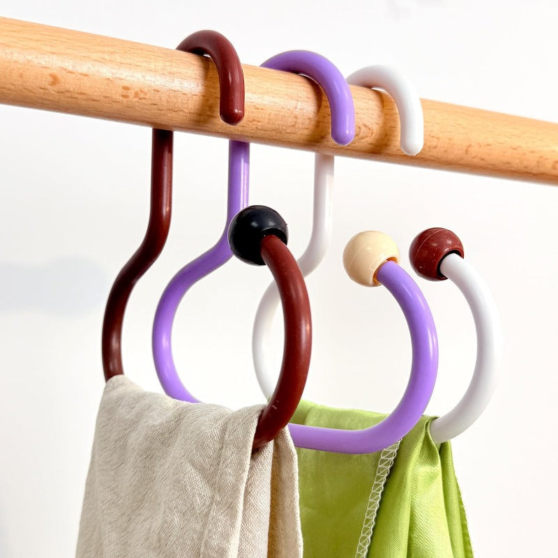 Multi-Hook Closet Organizer